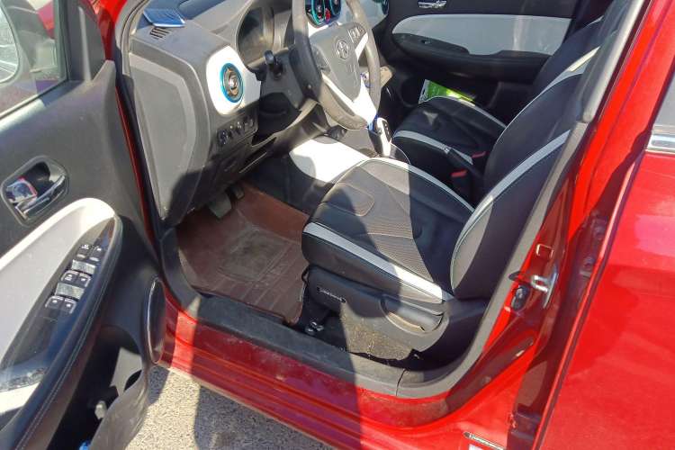 Used JAC iEV 2015 iEV5