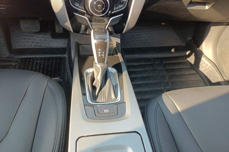 Used Luxgen U6 SUV 2014 1.8T Fashion Edition