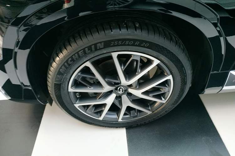 Used GAC Trumpchi GS8 2022 Dual-Engine Series 2.0TM Two-Wheel Drive Prestige Edition (7 Seats)
