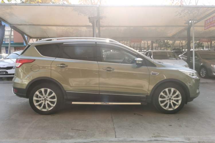 Used Ford Kuga 2015 2.0L GTDi Four-Wheel Drive Elite Model