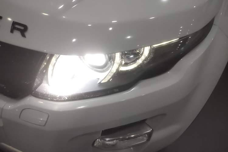Used Land Rover Range Evoque 2013 2.0T 5-Door Ignite Edition Left Front Headlight
