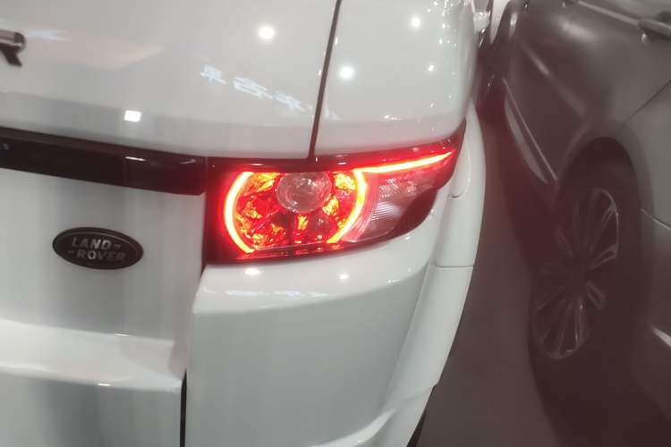 Used Land Rover Range Evoque 2013 2.0T 5-Door Ignite Edition Right Rear Taillight