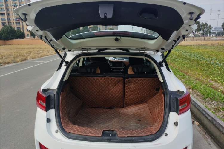 Used Zotye T300 2017 1.5L Manual Luxury Model
