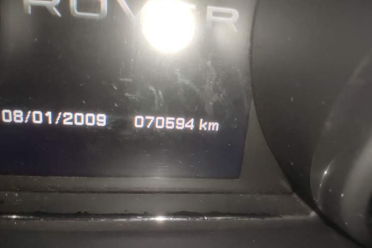 Used Land Rover Range Evoque 2013 2.0T 5-Door Ignite Edition Odometer Close Up