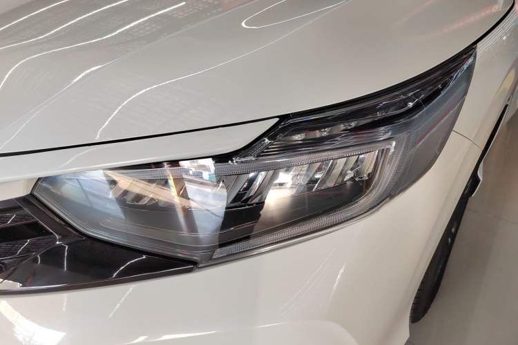 Used Honda Envix 2022 180TURBO CVT Comfort Version
