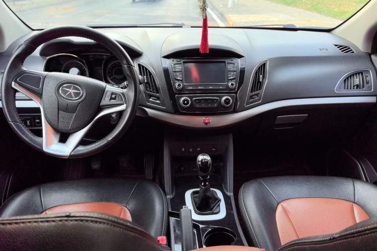 Used JAC Refine S5 2013 1.5T Manual Sunroof Version