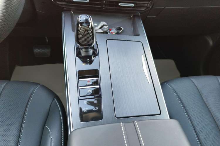 Used Roewe RX5 MAX 2022 1.5T Automatic Zhiwei Prestige Edition