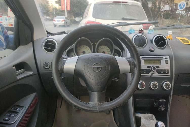 Used Haima Qubit 2012 1.3L Manual Cool Edition