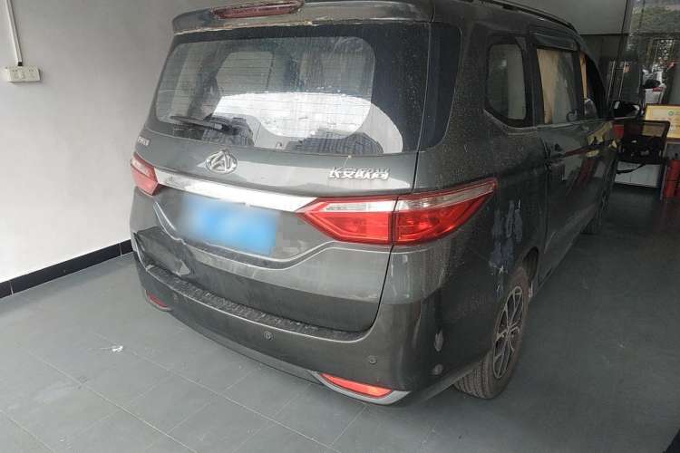 Used CHANGAN KAICHENG Oushang A600 2016 1.5L Manual Luxury 7-Seater
