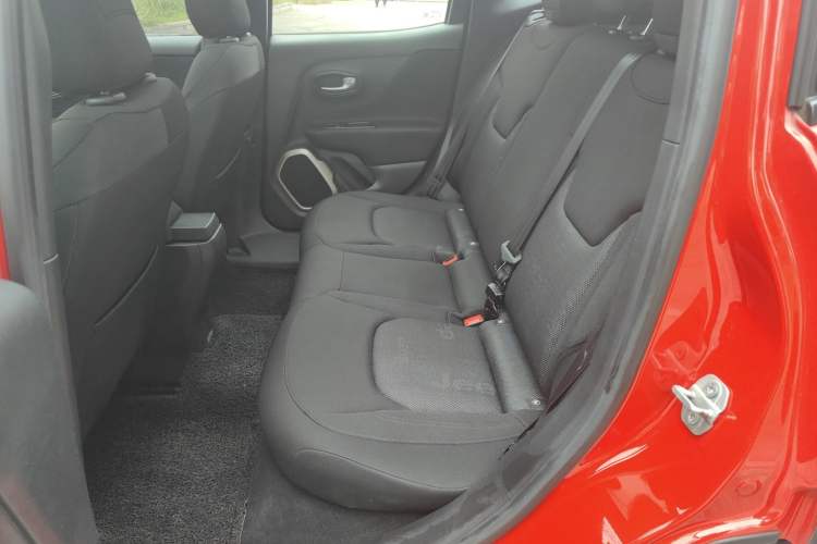 Used Jeep Renegade 2017 180T Automatic High-Energy Version