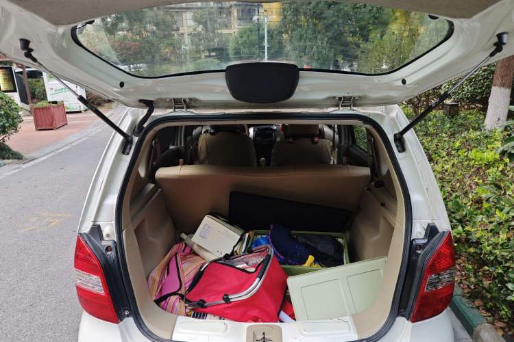 Used Nissan Livina 2009 1.6L Automatic All-in-One Edition