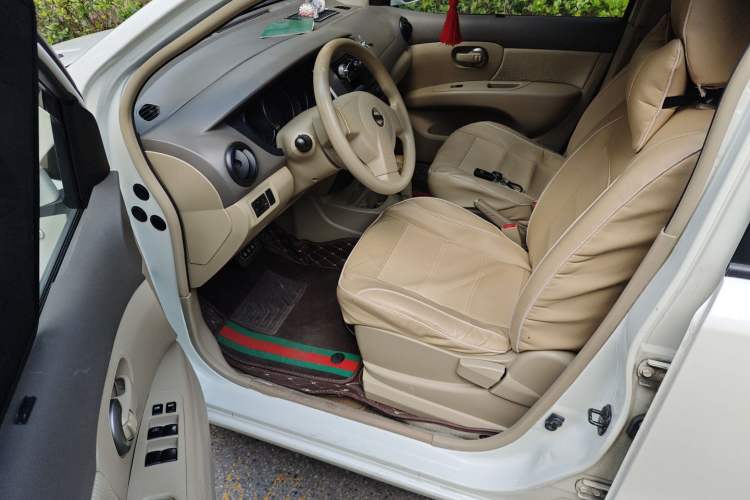 Used Nissan Livina 2009 1.6L Automatic All-in-One Edition