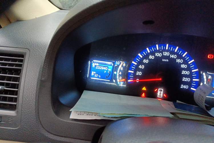 Used BYD G6 2012 1.5TID Automatic Prestige Edition