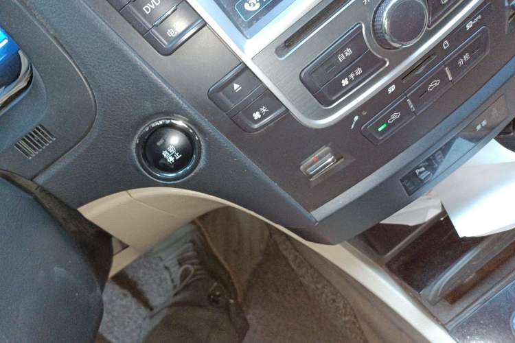 Used BYD G6 2012 1.5TID Automatic Prestige Edition