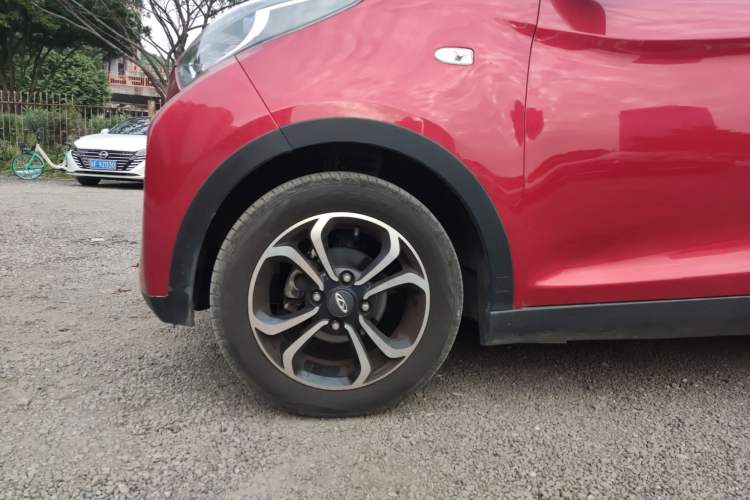 Used Chery New Energy Little Ant 2021 150 000 Yuan Ant Fan Edition Ant Trend Version Lithium Iron Phosphate Left Front Wheel Hub