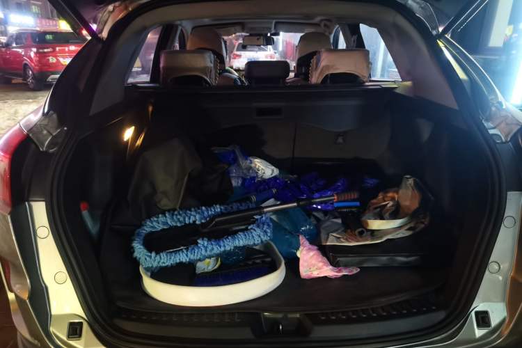 Used Bestune X80 2015 2.0L automatic luxury version
