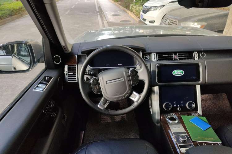 Used Land Rover Range Rover 2021 3.0 L6 Grand Edition
