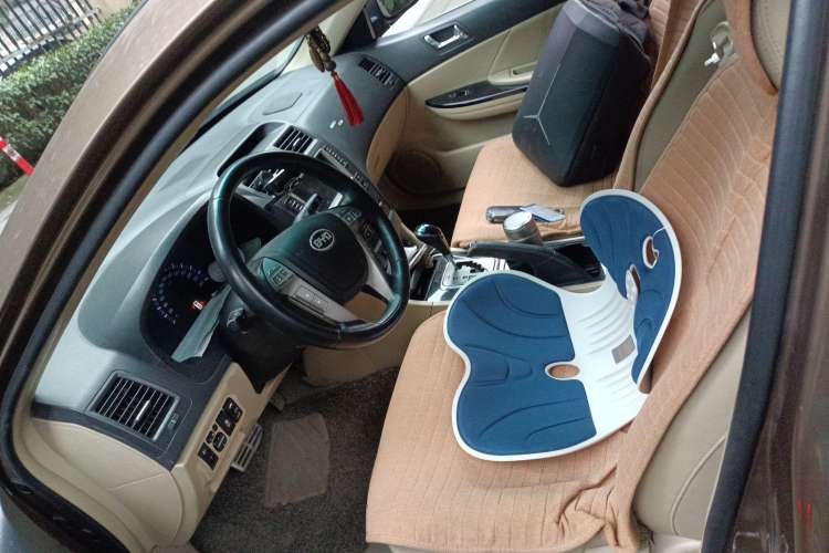 Used BYD G6 2012 1.5TID Automatic Prestige Edition