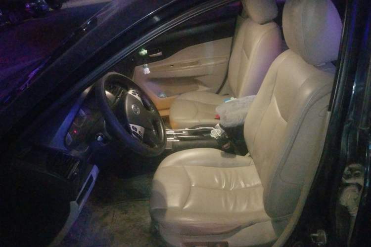 Used Bestune B50 2009 1.6 automatic prestige version
