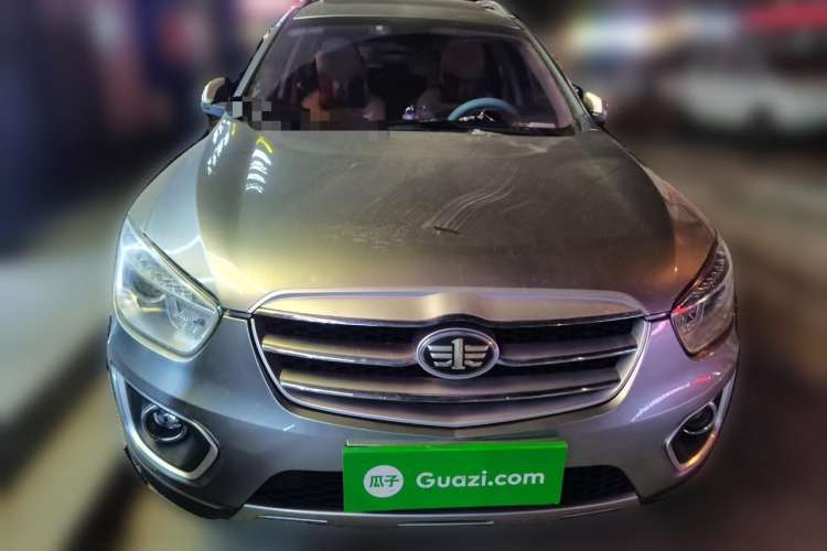 Used Bestune X80 2015 2.0L automatic luxury version
