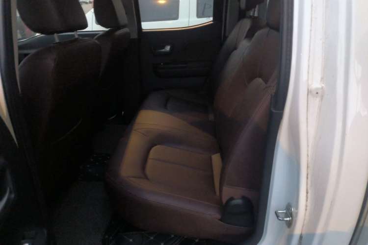 Used Great Wall Wingle 7 2019 2.0T Gasoline Two-Wheel Drive Elite Version China VI Standard Big Double Cabin GW4C20B