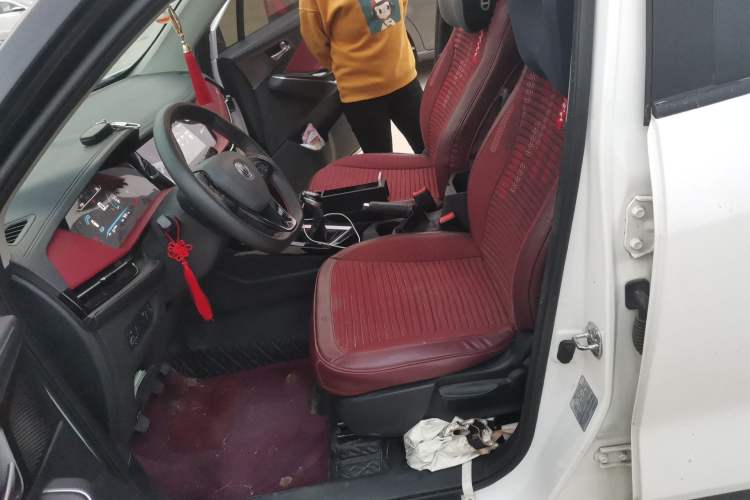 Used CHANGAN CS15 2019 1.5L Manual Enjoyment Model China V Standard
