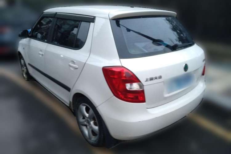 Used Skoda Fabia 2009 1.6L Automatic Crystal Edition