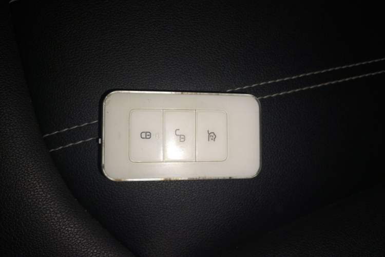 Used BYD Song New Energy 2019 Song DM 1.5TID Smart Connect Premium Model
