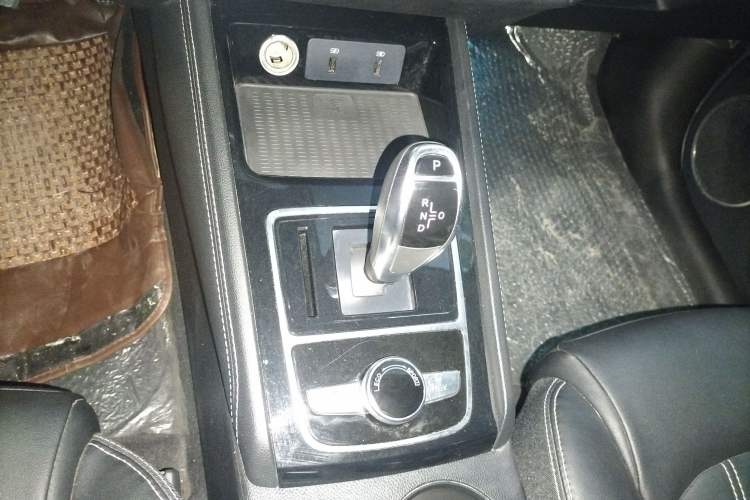 Used BYD Song New Energy 2019 Song DM 1.5TID Smart Connect Premium Model
