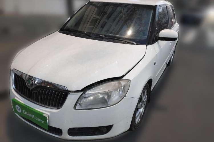 Used Skoda Fabia 2008 1.6L Automatic Crystal Edition