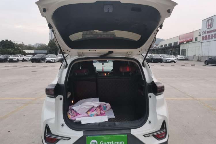 Used CHANGAN CS15 2019 1.5L Manual Enjoyment Model China V Standard
