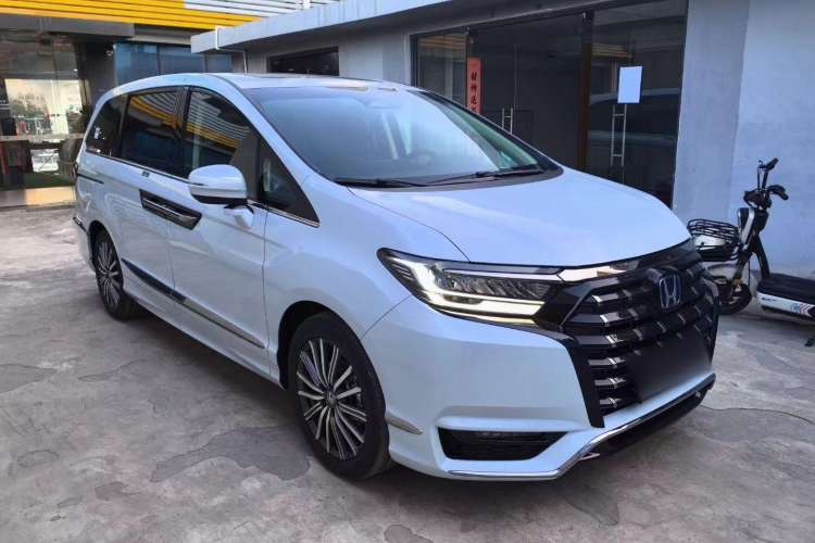 Used Honda Elysion 2024 2.0L eHEV Luxury Edition