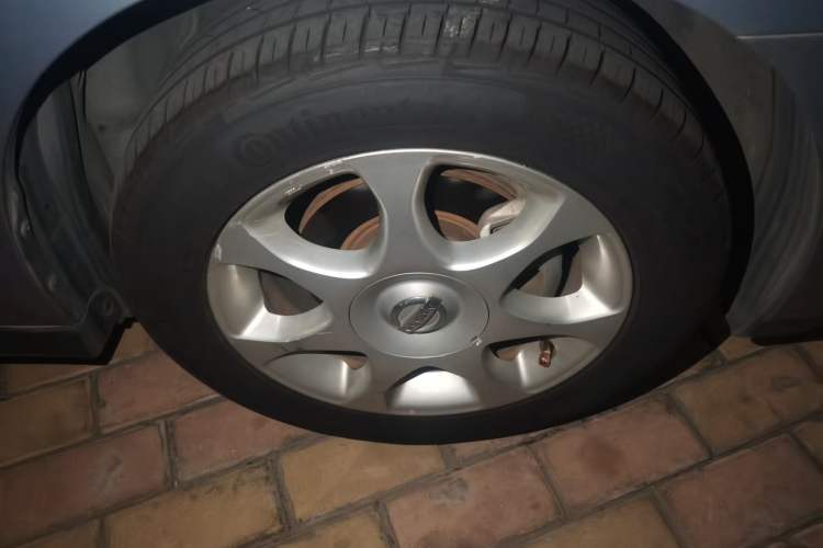 Used Nissan Sylphy 2008 1.6XE Comfort Edition Right Front Wheel Hub