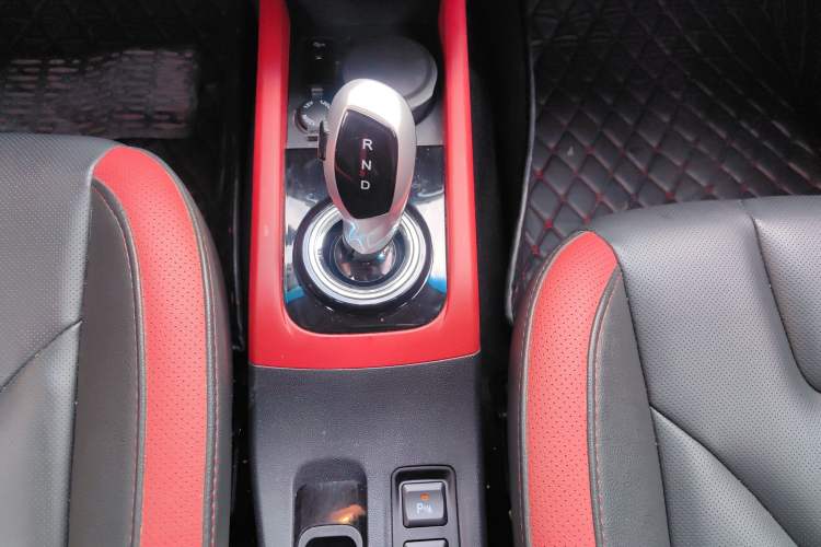 Used JAC iEV7S 2018 Smart Enjoyment Model
