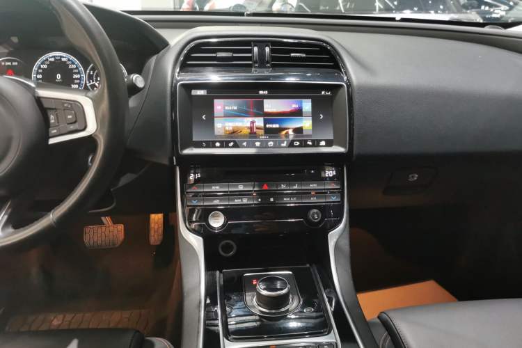 Used Jaguar XEL 2018 2.0T 200 PS Premium Edition