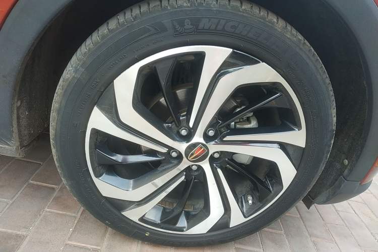 Used Hongqi E-HS3 2019 Zhilian Qiling 4x4 Edition