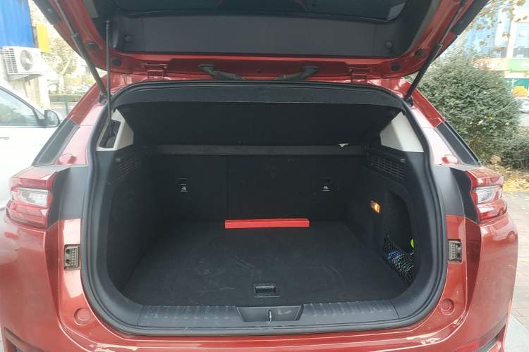 Used Hongqi E-HS3 2019 Zhilian Qiling 4x4 Edition