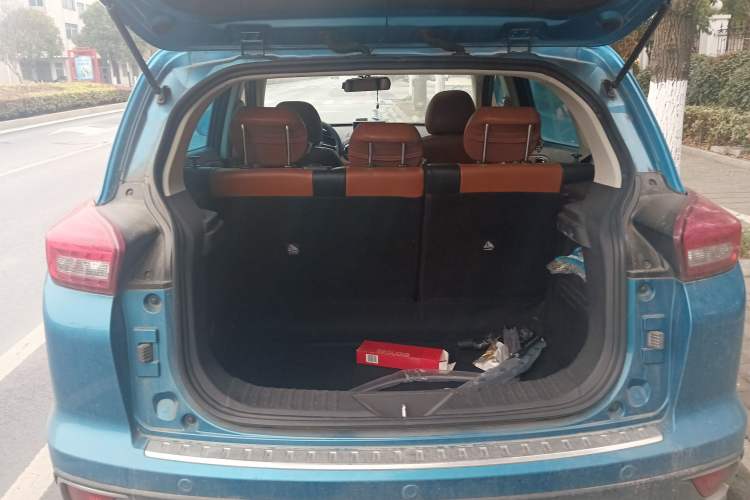 Used BAIC Senova X35 2016 1.5L Manual Luxury Edition Trunk