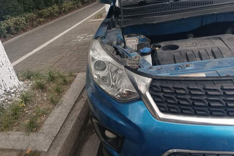 Used BAIC Senova X35 2016 1.5L Manual Luxury Edition Right Front Headlight