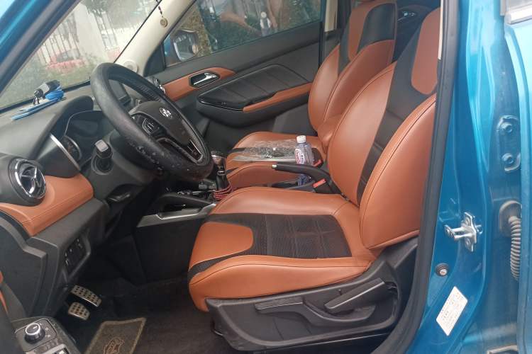 Used BAIC Senova X35 2016 1.5L Manual Luxury Edition Left Front Seat