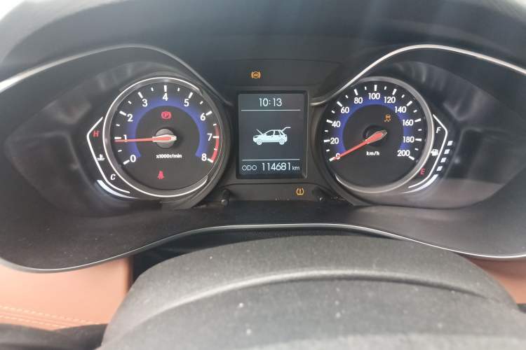 Used BAIC Senova X35 2016 1.5L Manual Luxury Edition Odometer Close Up