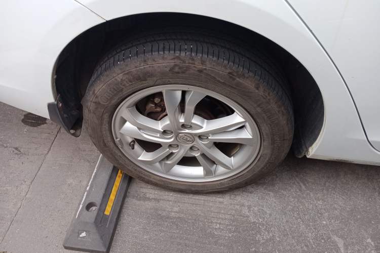 Used BYD Surui 2014 1.5L Automatic Luxury Model