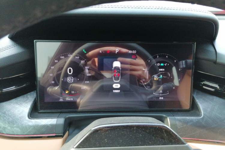 Used Lynk & Co 09 2021 2.0T Halo Six-Seater