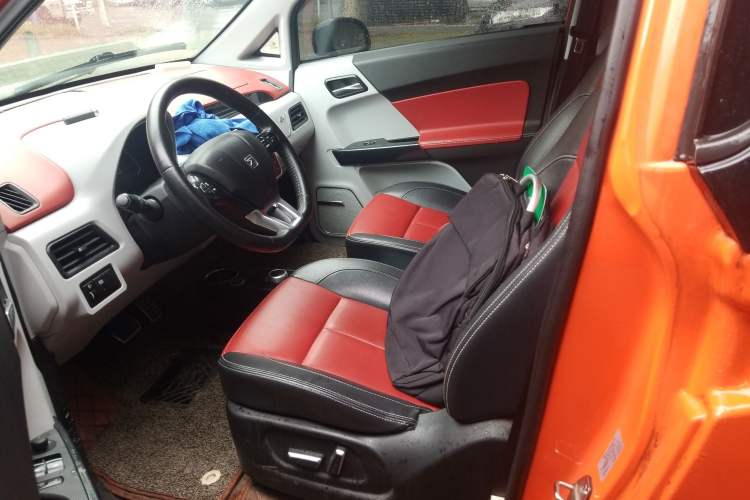 Used Zotye E200 2016 Three-Door Two-Seater Tech Edition
