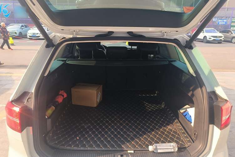 Used Volkswagen Variant New Energy 2019 GTE model
