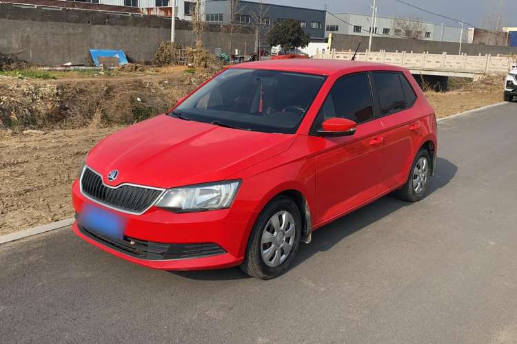 Used Skoda Fabia 2015 1.4L Automatic Front-Drive Model