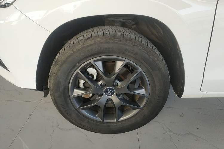 Used BYD Song 2020 Classic Edition 1.5T Manual Luxury Model
