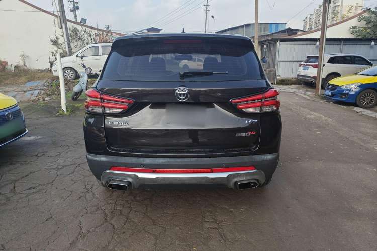 Used Brilliance V7 2018 280T DCT Luxury Model 5 Seats