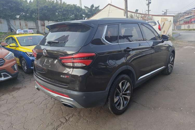 Used Brilliance V7 2018 280T DCT Luxury Model 5 Seats