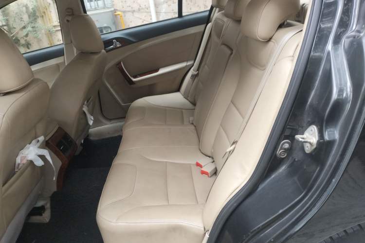 Used GAC Trumpchi GA5 2012 1.8L Manual Elite Model
